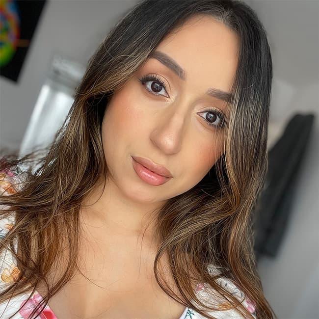 Crissie Bond makeup artist